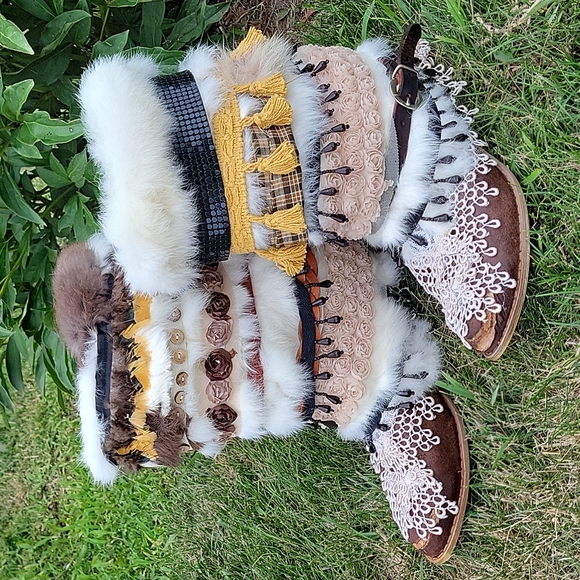 Upcycled cowboy boho wedding boots💍💎🤠 - Picture 3 of 9